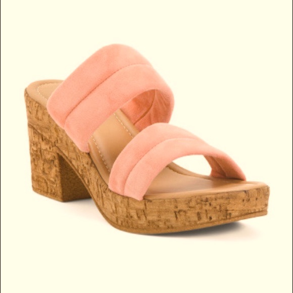 2 band cork heel sandals NWT! Size 7.5 Made in Italy - Picture 2 of 16